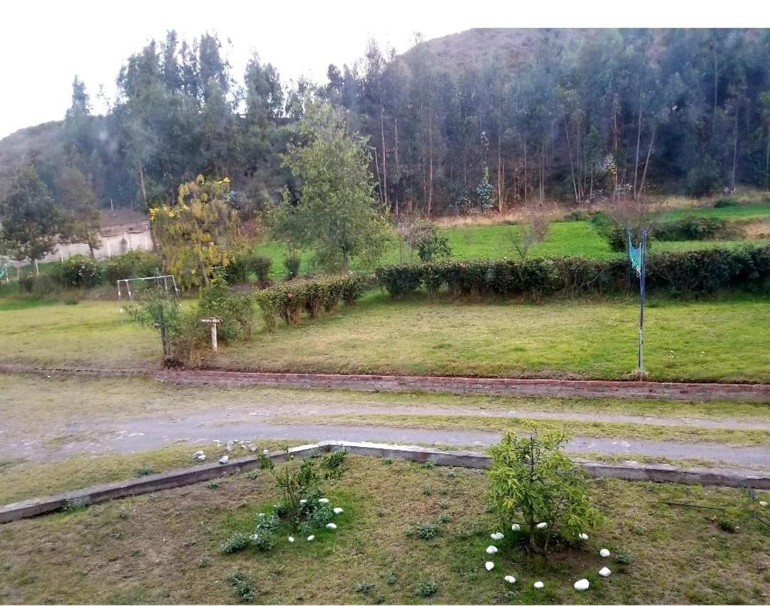 Hosteria La Gaviota Bed & Breakfast Riobamba Ngoại thất bức ảnh
